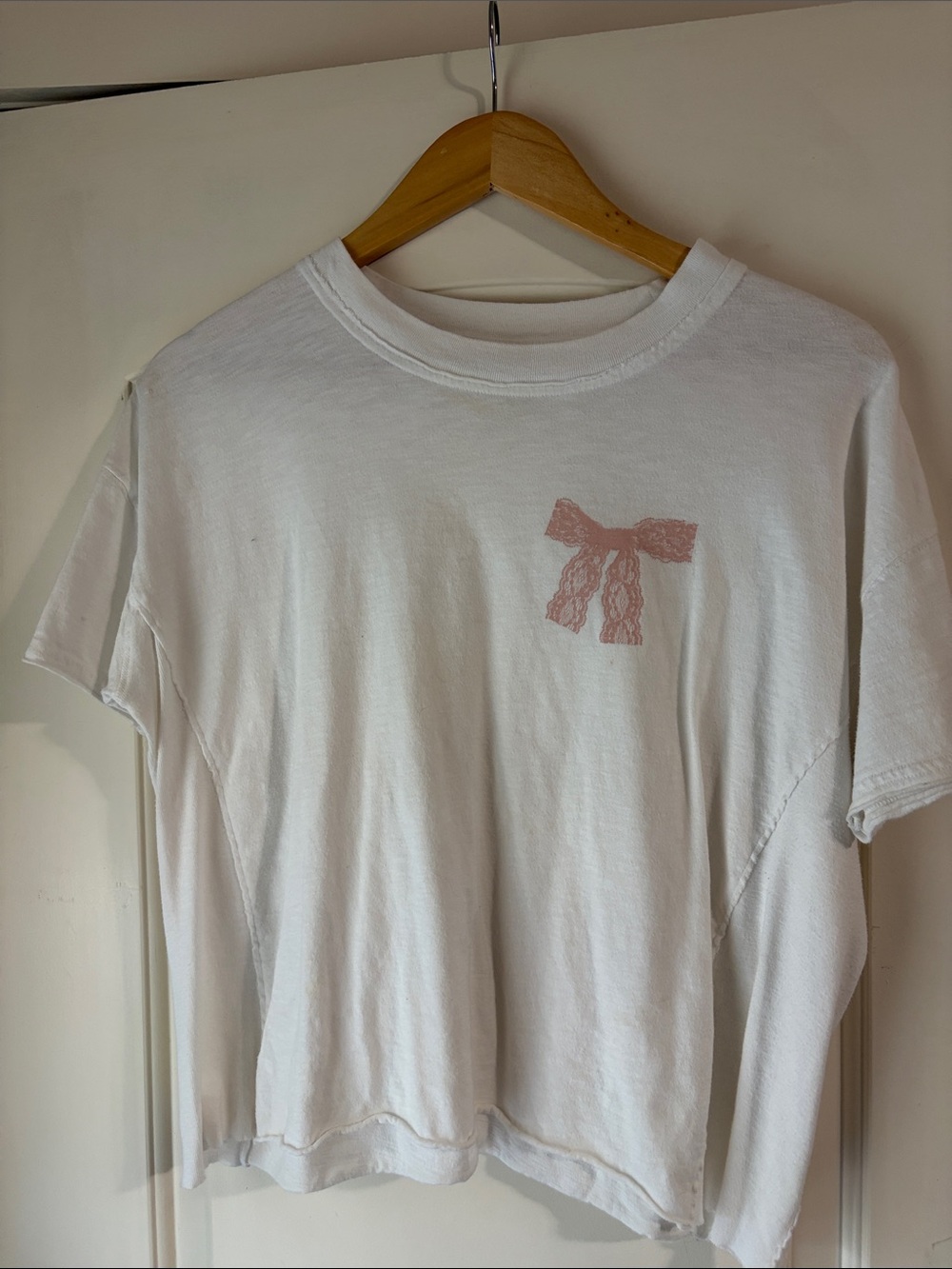 aerie White Crop Tee with Pink Lace Bow